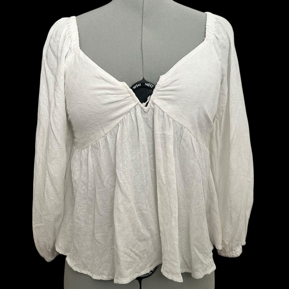 NWT White Textured Peasant Blouse Size S
